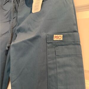 PRO Silky Soft Scrubs Men / Women